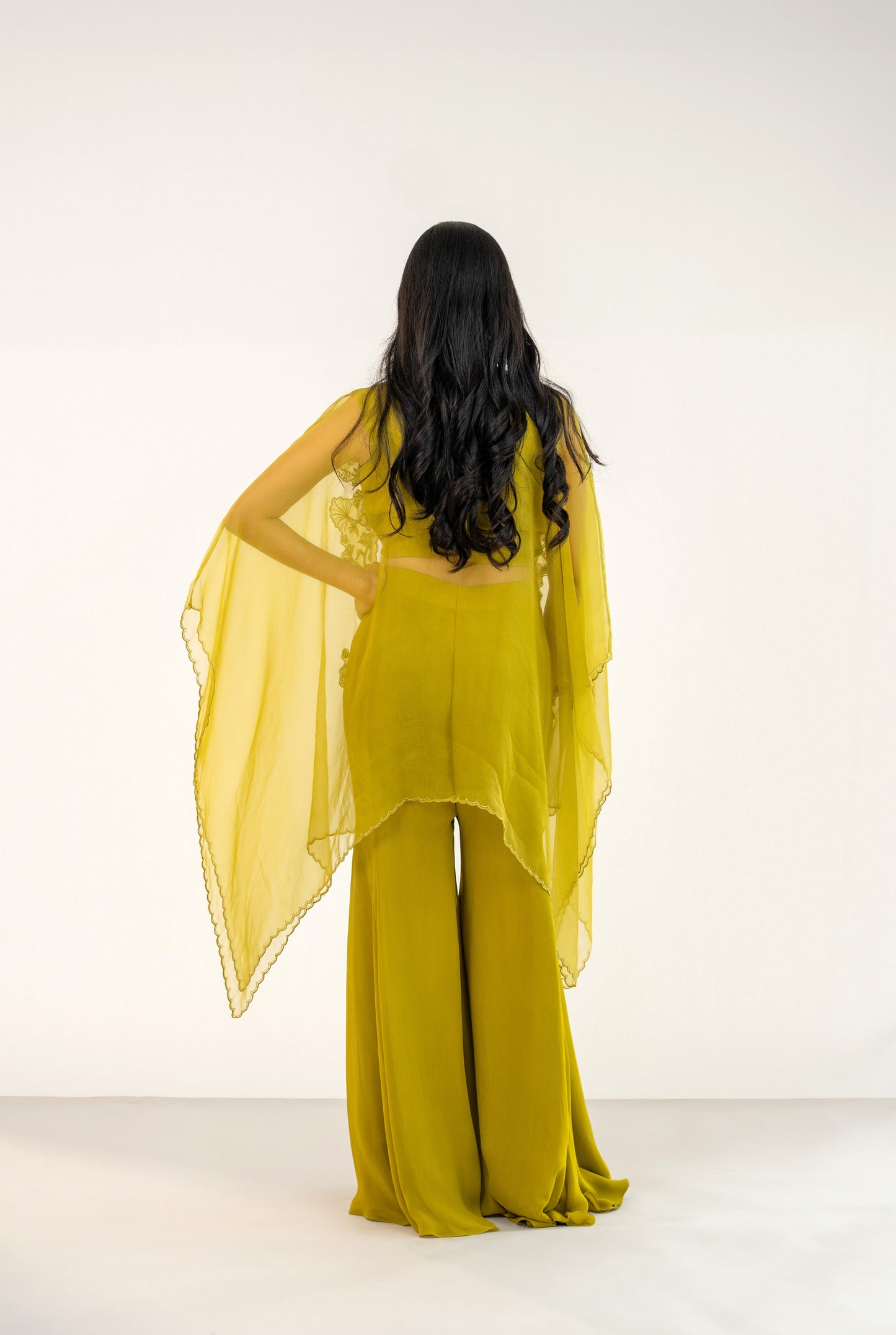 Floral Throw On Cape Set