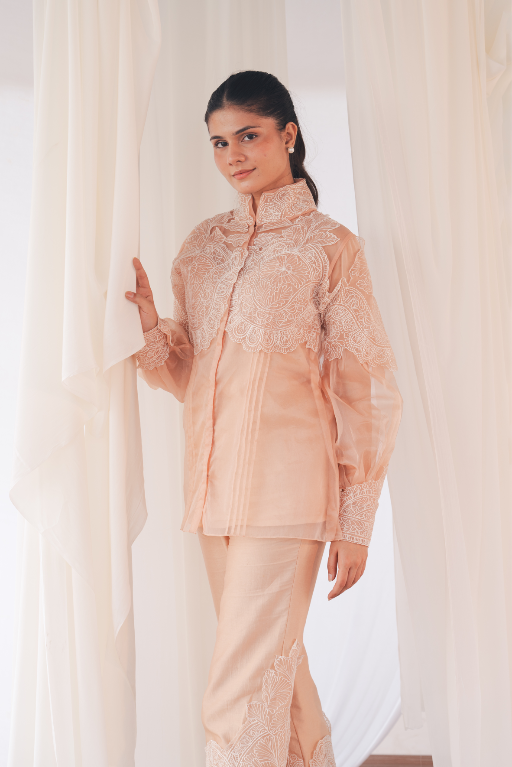 Shadow Shirt in Blush Pink
