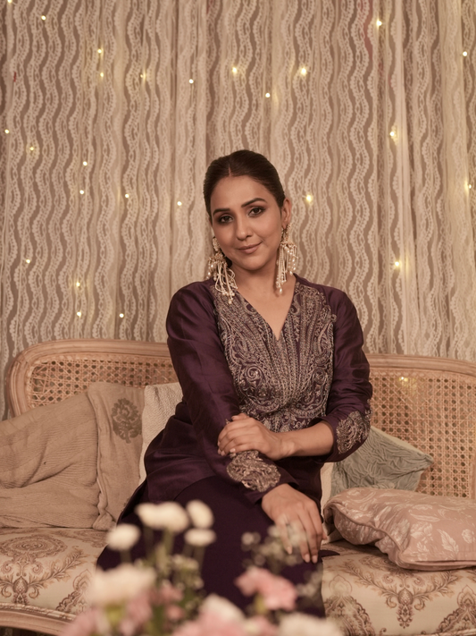 Neeti Mohan in Kolka Kurta Set