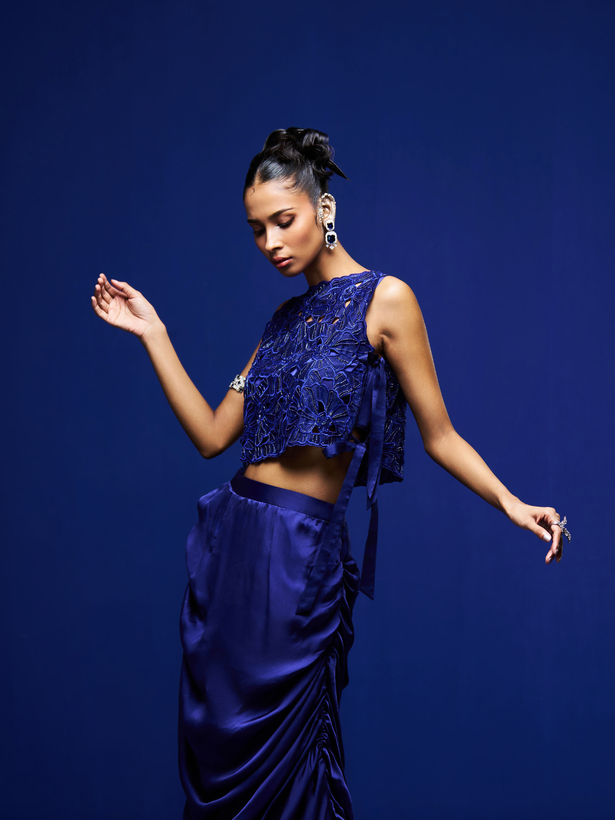 Ion Tie-up Skirt Set