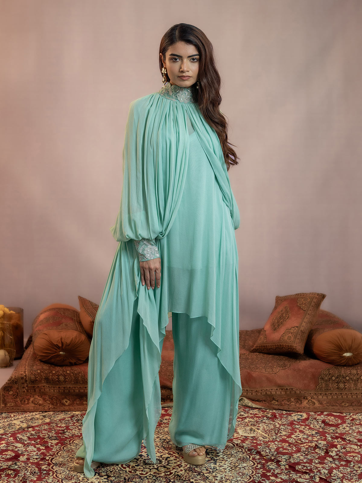 Akira- Draped Kaftan Firzoa